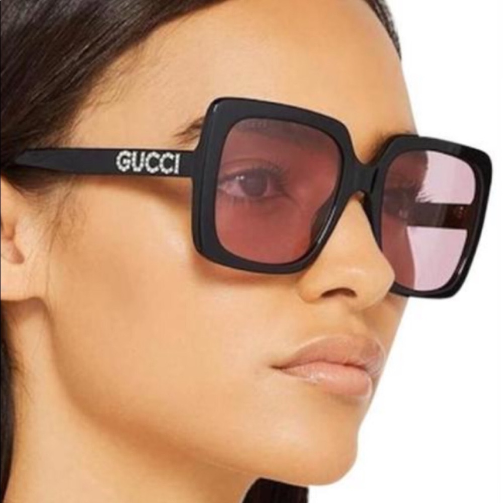 *SOLD* BRAND NEW GUCCI SUNGLASSES!